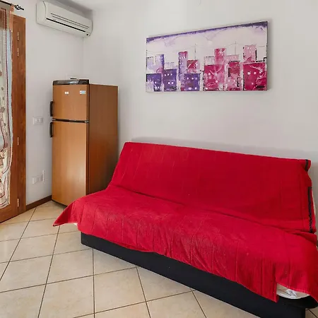 Antares Bilocale Apartman *